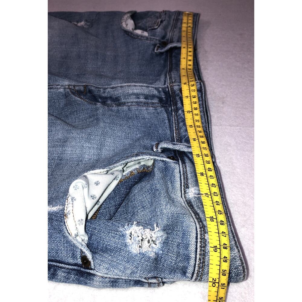 Lucky Brand Pants Reese Boyfriend Pants Distressed Thrashed Size 16W - Picture 6 of 9